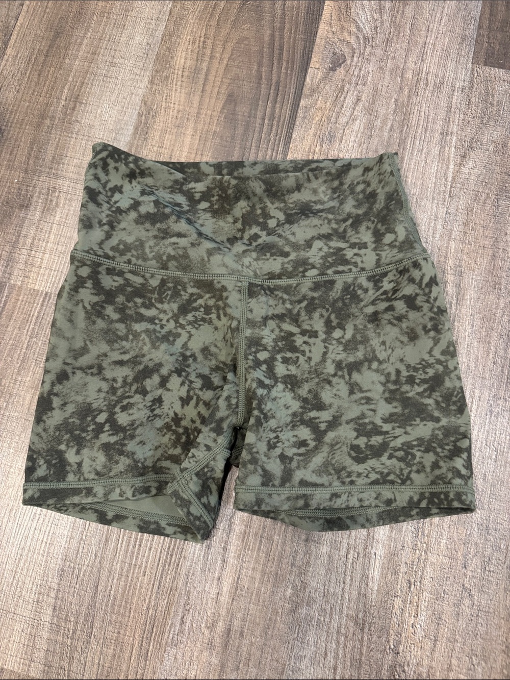 ECHT Olive Green Marbled High-Waist Bike Shorts